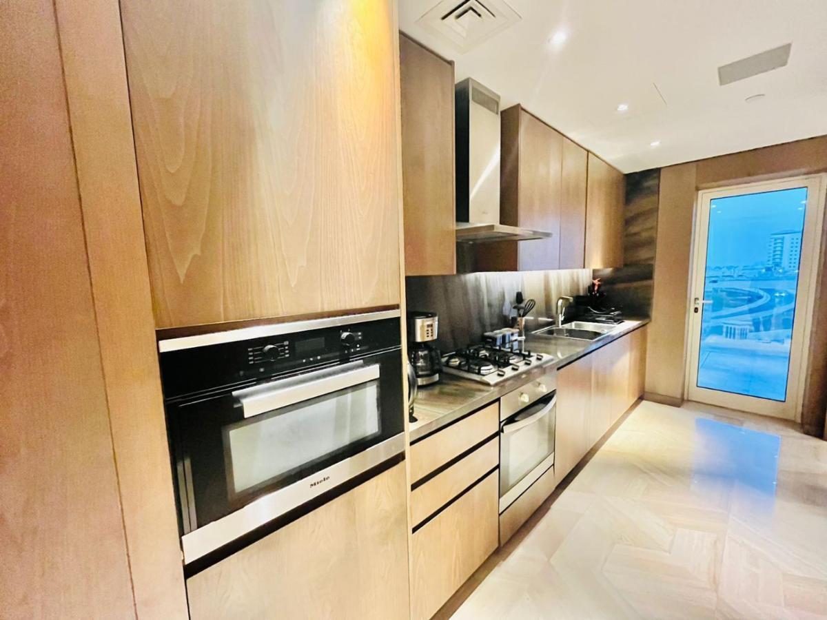ModernLux - FIVE Palm Resort 2 Bedrooms plus Maids&Private Jacuzzi Dubaï Extérieur photo